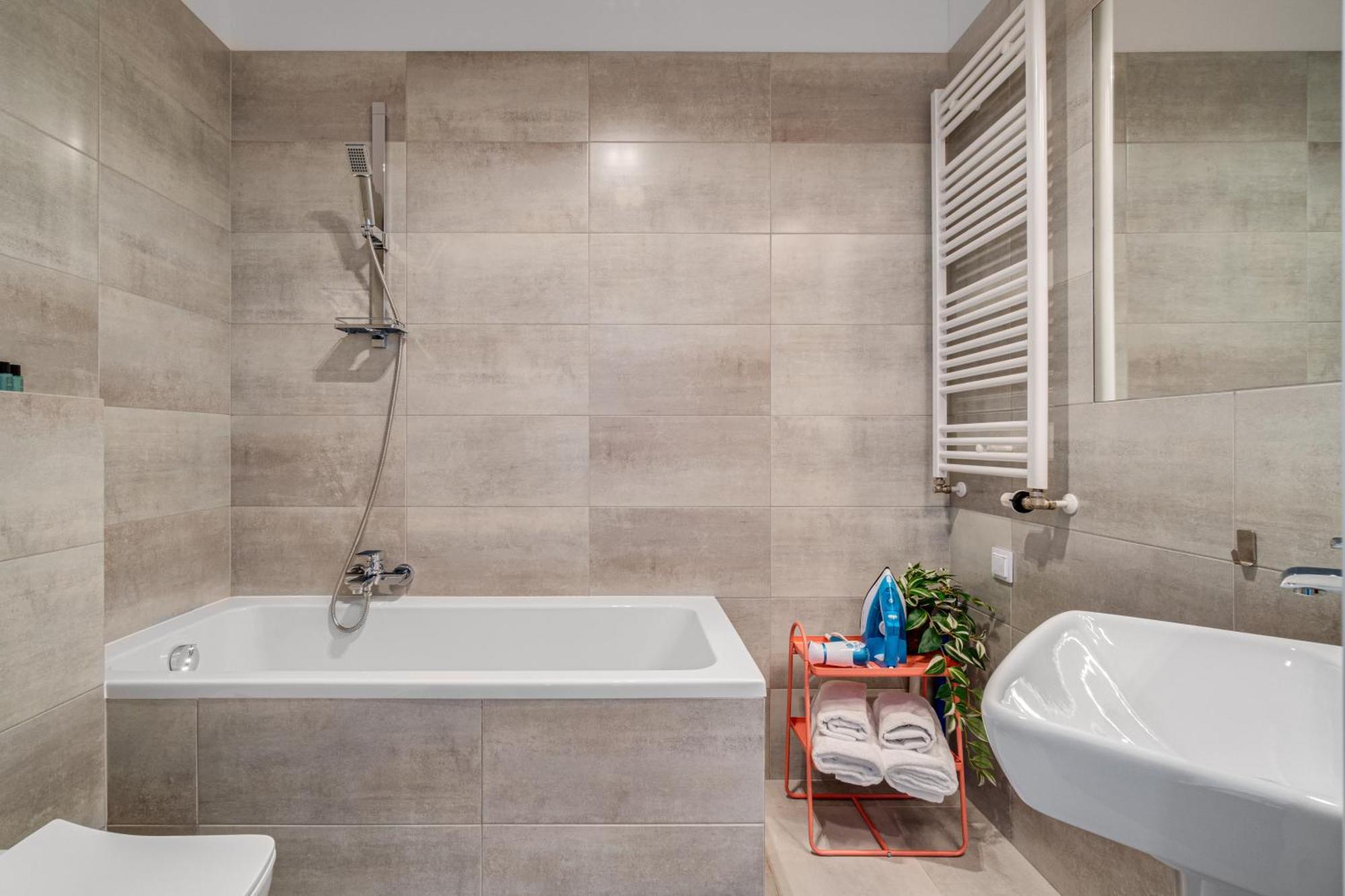 ורוצלב Prime Time Apartament - 24H Check -In - Parking W Cenie מראה חיצוני תמונה